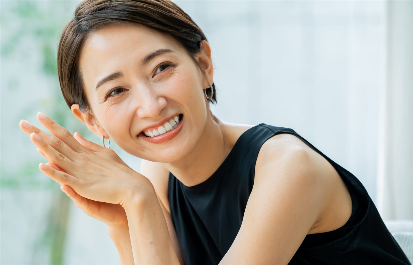 笑顔の女性