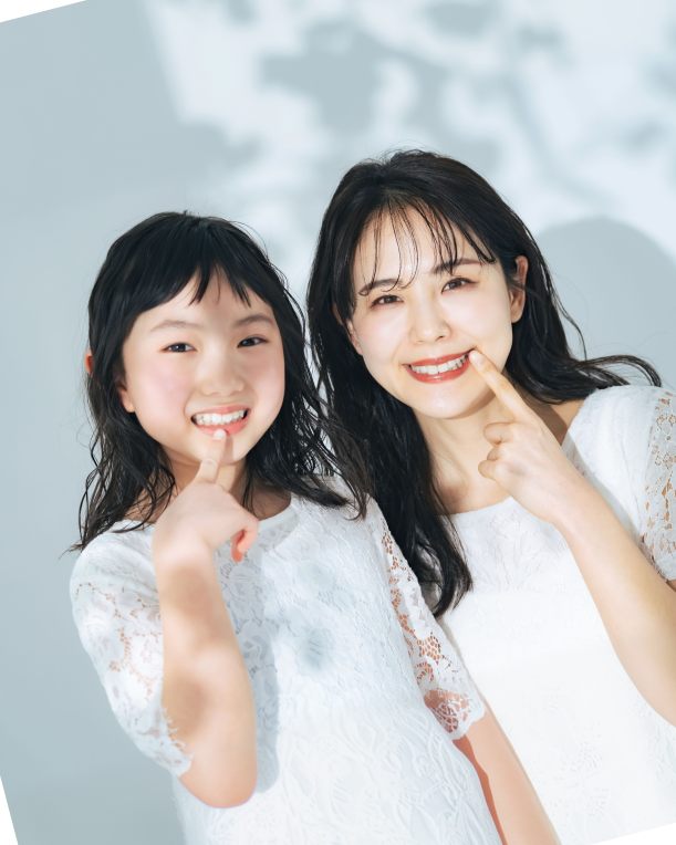 笑顔の親子